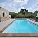 Rent 4 bedroom house in Ibiza