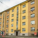 Pronajměte si 1 ložnic/e byt o rozloze 46 m² v Hradec Králové