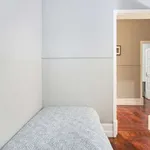 Rent a room in lisbon