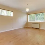 Rent 2 bedroom flat in St Albans