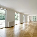 Rent 4 bedroom apartment in Ixelles