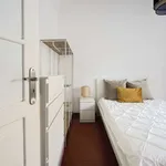 Rent a room in lisbon