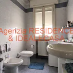 Rent 2 bedroom apartment of 90 m² in Padova