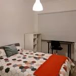 Rent 4 bedroom apartment in Lisbon