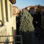 Rent 3 bedroom apartment in Bologna