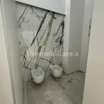 Affitto 4 camera appartamento di 115 m² in Salerno