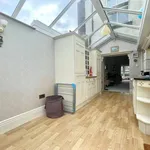 Rent 4 bedroom house in Yorkshire And The Humber