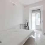 Rent a room in lisbon