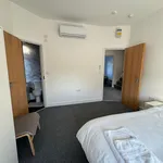 Rent 1 bedroom flat in Luton