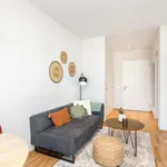 Miete 1 Schlafzimmer wohnung von 323 m² in Zurich