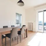 Rent 3 bedroom apartment of 110 m² in Milano