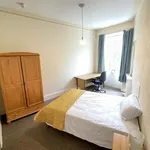 Rent 6 bedroom flat in Scotland