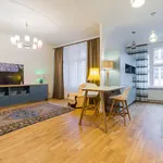 Rent 3 bedroom apartment of 92 m² in Berlin