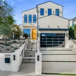 Rent 6 bedroom house of 380 m² in studio city