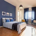 Rent a room in turin