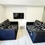 Rent 3 bedroom house in South East England