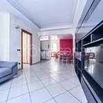 Rent 2 bedroom apartment of 62 m² in Napoli