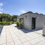 Rent 5 bedroom house of 417 m² in Pozuelo de Alarcón