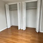 Appartement de 635 m² avec 2 chambre(s) en location à Toronto (Rockcliffe-Smythe)