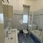 Rent 3 bedroom apartment of 85 m² in Rho