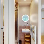 Rent a room of 308 m² in Paris