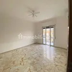 Affitto 3 camera appartamento di 104 m² in Pozzuoli