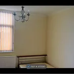 Rent 1 bedroom flat in Leeds