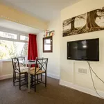 Rent 3 bedroom flat in West Midlands