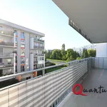 Pronajměte si 2 ložnic/e byt o rozloze 61 m² v Prague