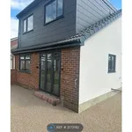 Rent 4 bedroom house in Bradford