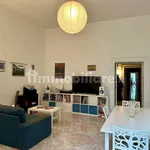 Rent 5 bedroom apartment of 210 m² in Naples