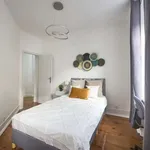 Rent a room in lisbon