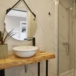 Rent 4 bedroom apartment of 35 m² in Barcelona