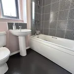 Rent 3 bedroom house in Leeds