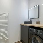 Appartement de 450 m² avec 2 chambre(s) en location à Lyon