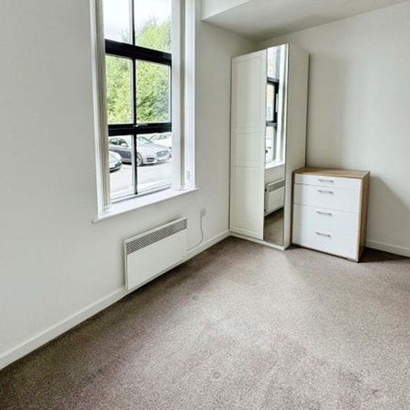 Flat to rent in Wood Street, Bingley BD16 Allerton