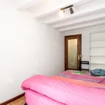 Rent 5 bedroom apartment in Barcelona