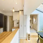 Rent 2 bedroom apartment of 92 m² in london