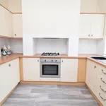 Rent 2 bedroom flat in Wakefield