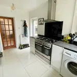 Rent 3 bedroom flat in East Of England