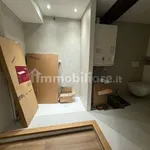 Rent 4 bedroom apartment of 95 m² in Modena