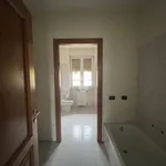 Rent 5 bedroom apartment of 150 m² in Borgomanero