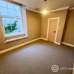 Rent 2 bedroom apartment in Edinburgh