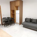 Rent 1 bedroom apartment in Porto