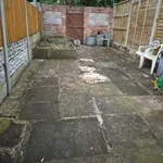 Rent 3 bedroom house in West Midlands