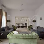 Rent 5 bedroom apartment of 350 m² in Roma