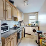 Rent 2 bedroom flat in South East England