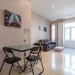 Rent a room of 110 m² in valencia