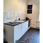 Rent 2 bedroom apartment in South East England