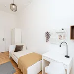 Rent a room of 66 m² in berlin